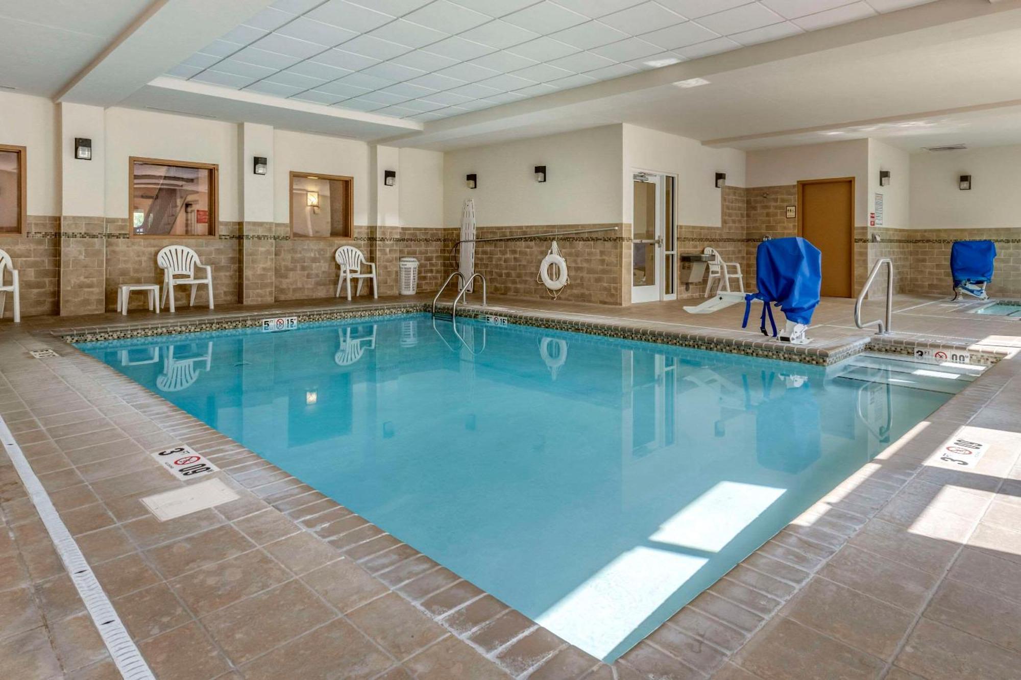 Comfort Inn & Suites Dover Exteriör bild
